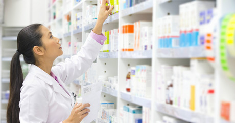 破除药房托管，推进公立医院回归公益本质